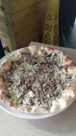 La Biere Restaurant & Beer House